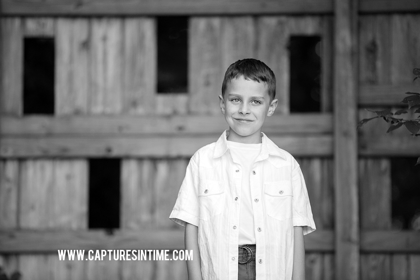 Burr Oaks Park Family Photography Session With Twins