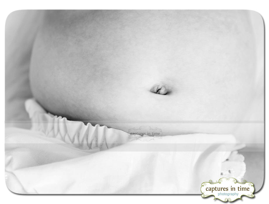baby belly black and white
