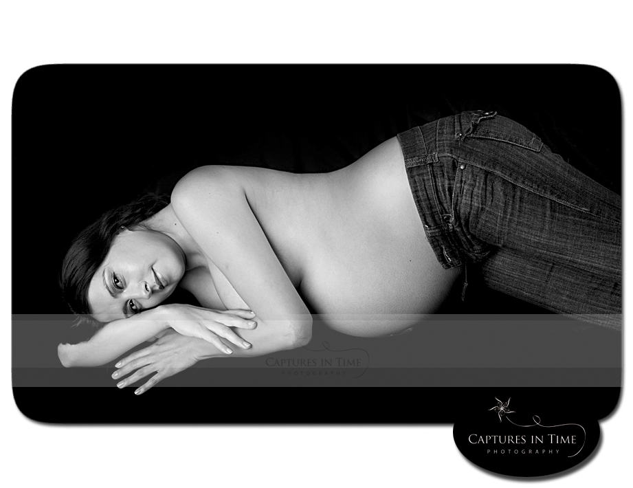 Yummy Tummy | Maternity Photos | Kansas City MO